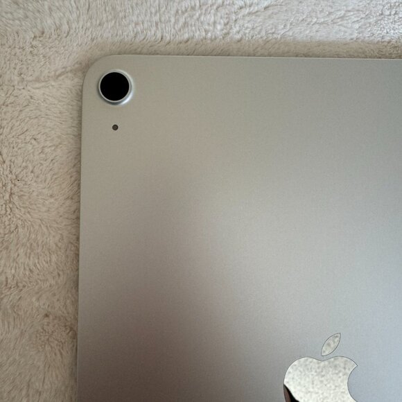 Apple iPad Air 10.9" 64GB, 2020 iPad Air 4th Generation - Excellent Condition - Picture 8 of 16